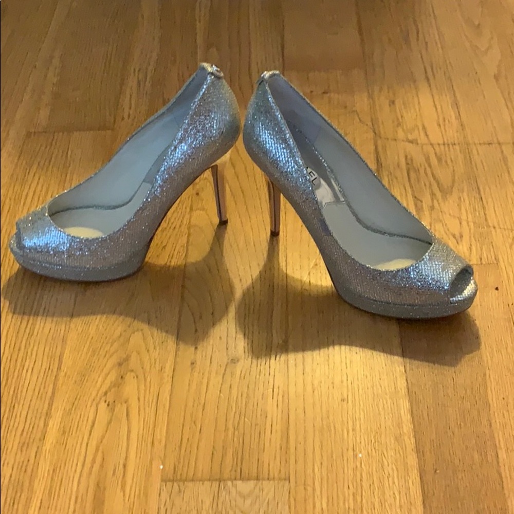Michael kors shimmer heels